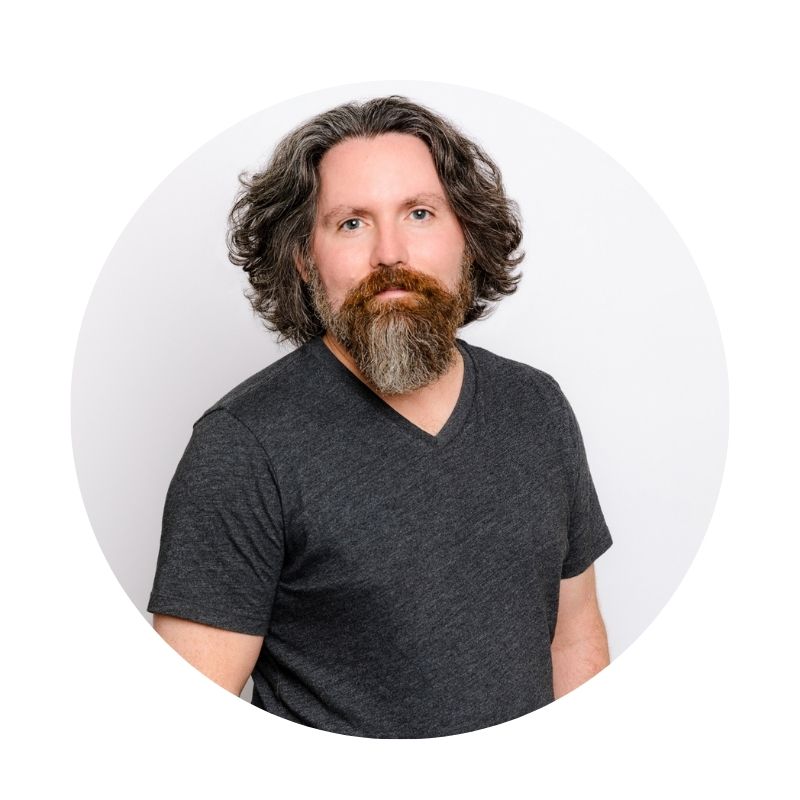 Business man with beard san diego linkedin profile photo by Siobhan Gazur Photography