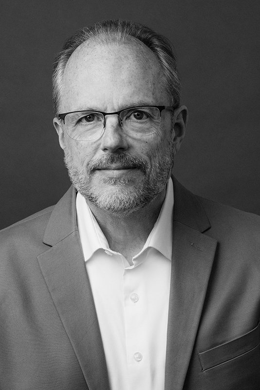 Business man with glasses black and white studio portrait san diego studio headshots by Siobhan Gazur Photography